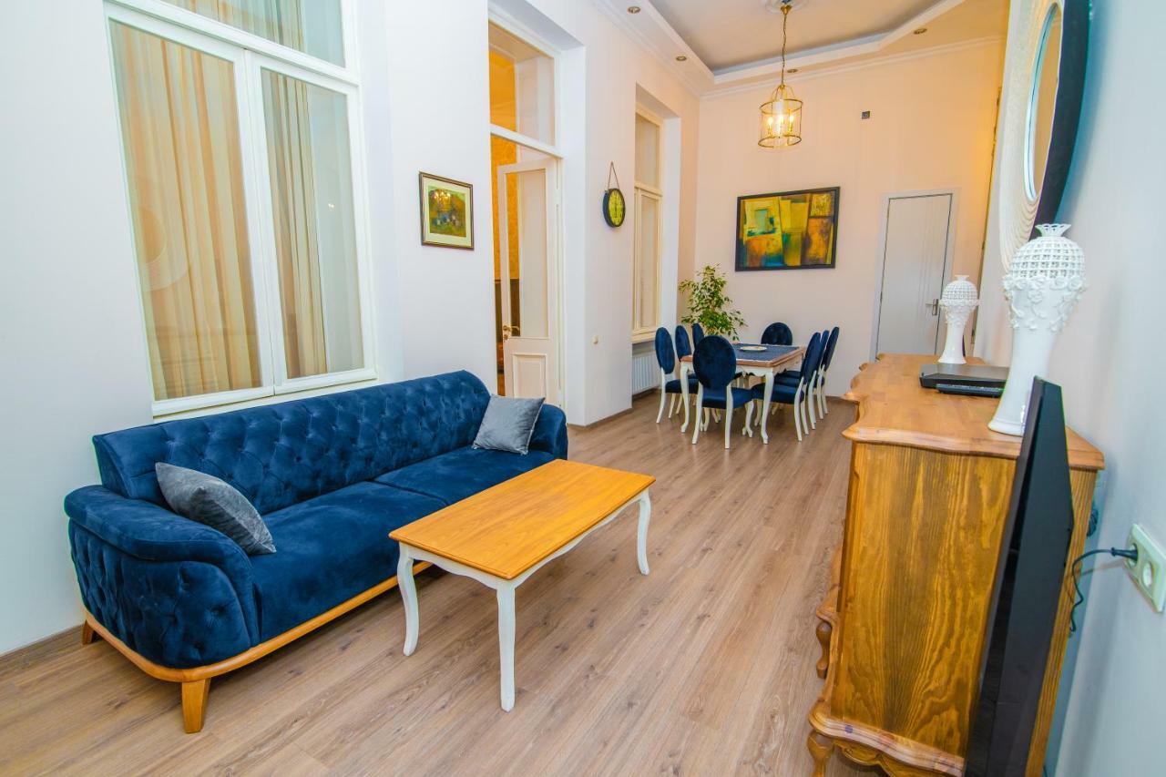 Solo Apartment In City Center Tbilisi Exterior foto