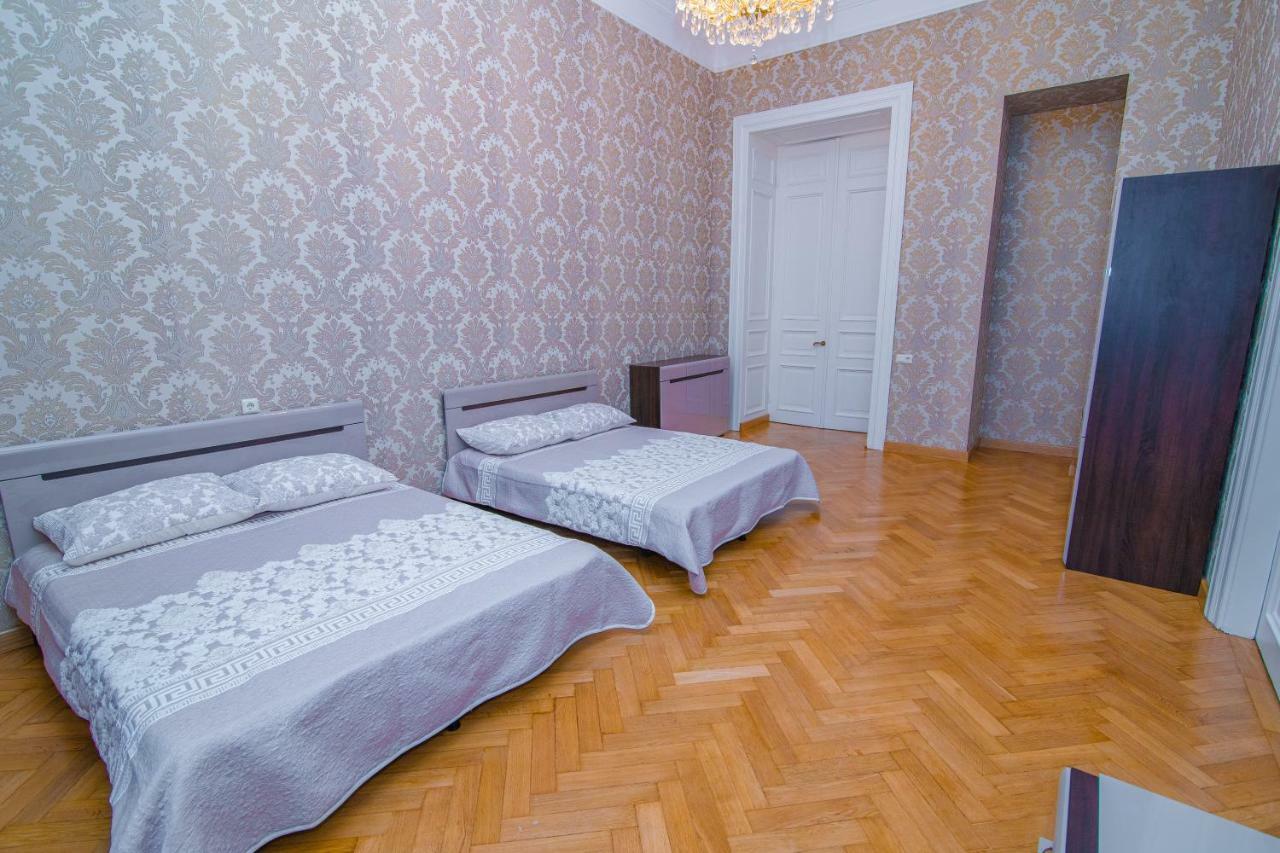 Solo Apartment In City Center Tbilisi Exterior foto