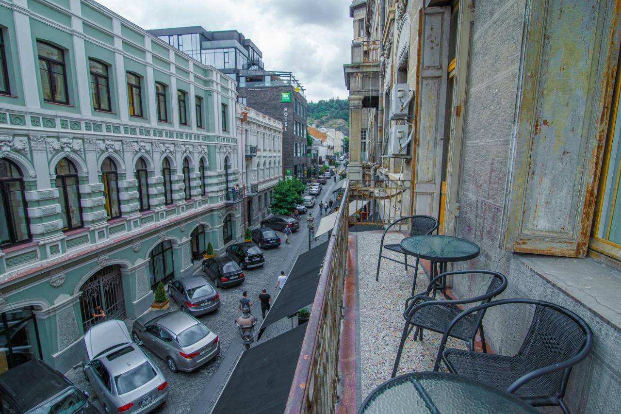 Solo Apartment In City Center Tbilisi Exterior foto